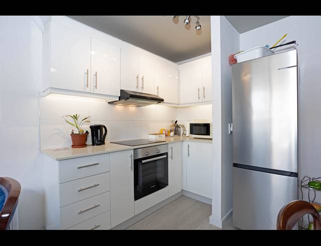 2 BEDROOM APARTMENT TO LET IN OBSERVATORY